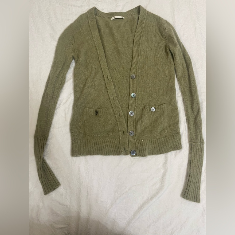 Banana Republic Green Cardigan Sweater V-Neck Long Sleeve